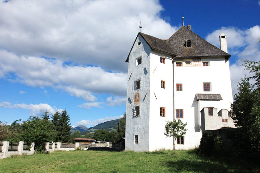 Manor in Pfalzen