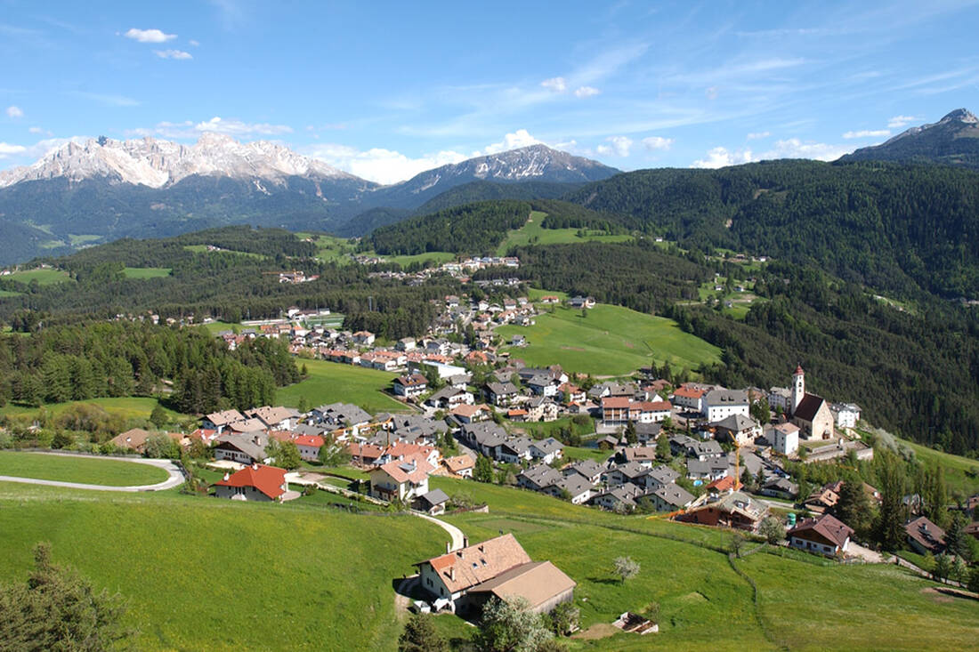 Deutschnofen (1350 m) with Latemar