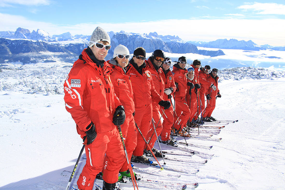 Group photo Ski school Rittner Horn