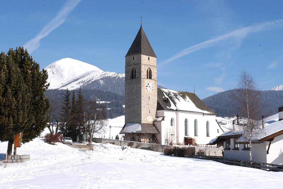 Church in Maranza with Gitschberg in the background