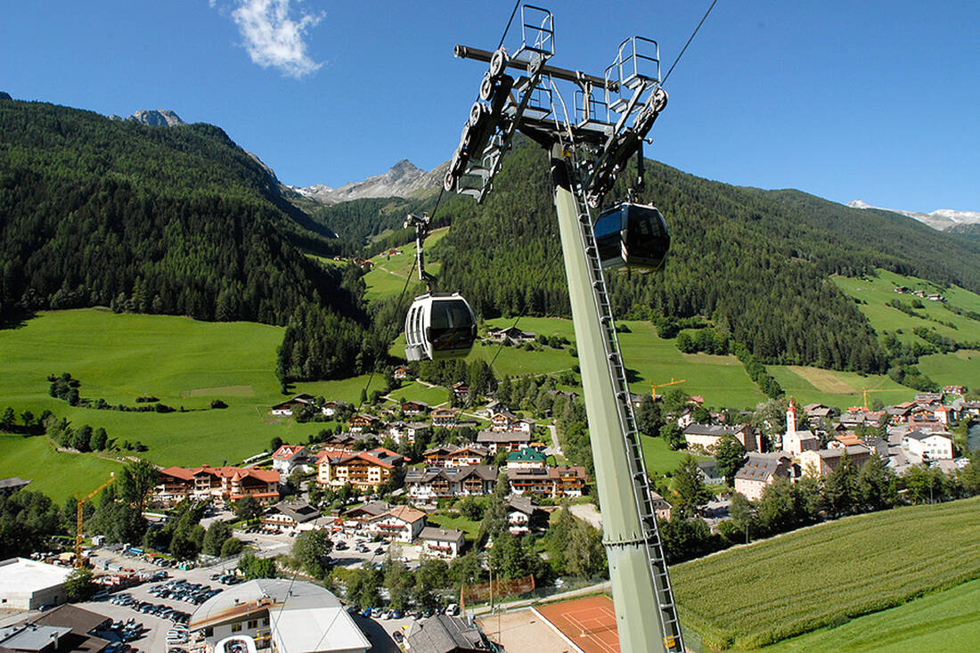 Klausberg cable car in summer
