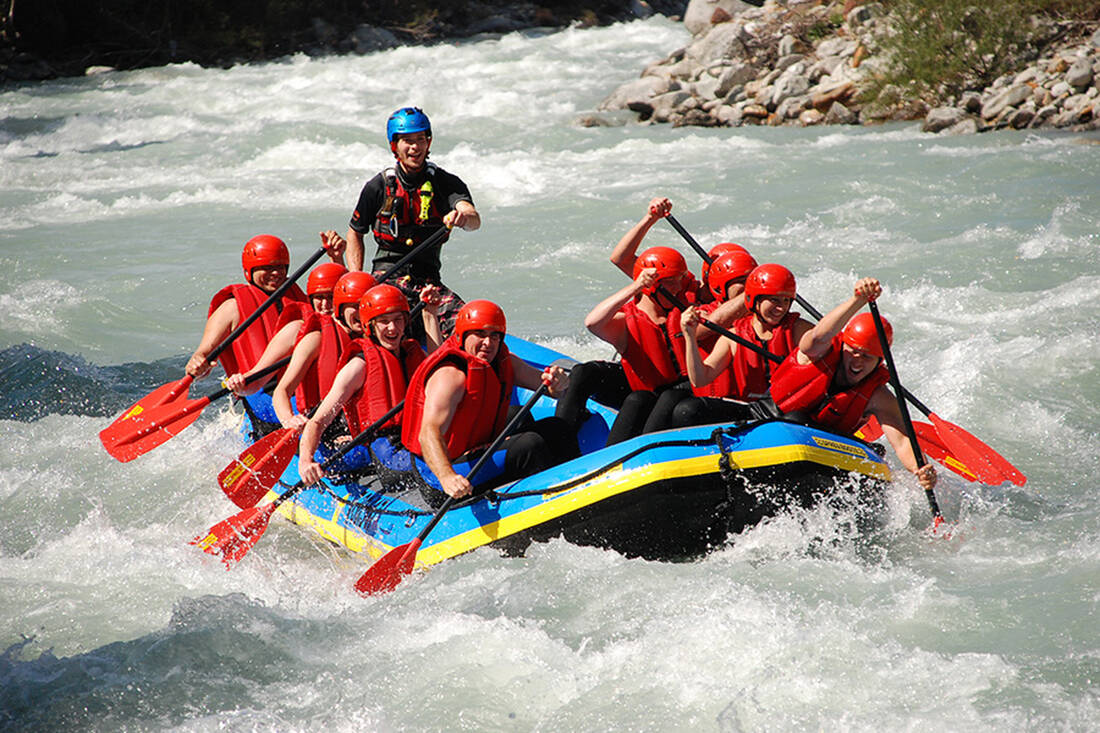 Rafting Fun with Adrenalin Outdoor Sports
