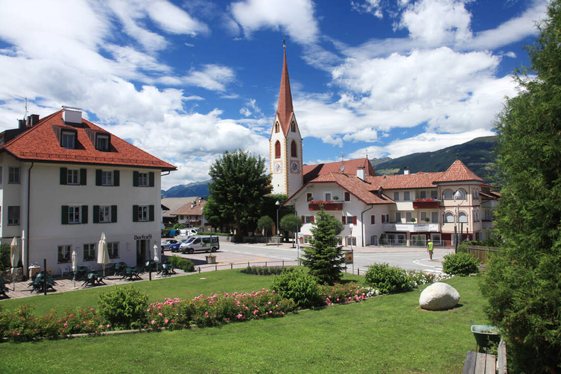 Reischach village center