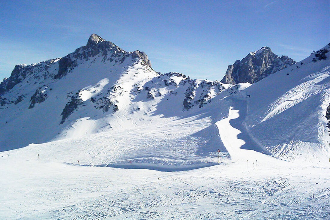 Ski paradise Füssener Jöchle in Grän, Tannheimer Valley, Tyrol