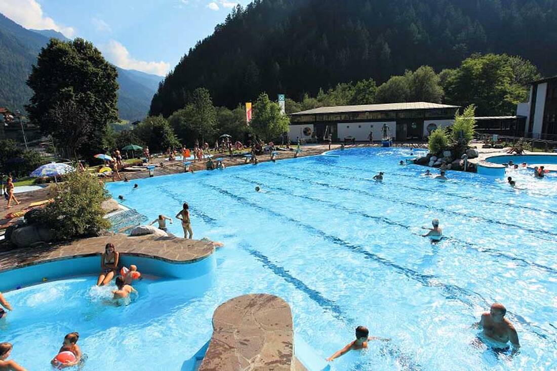 St. Leonhard, Swimming Pool