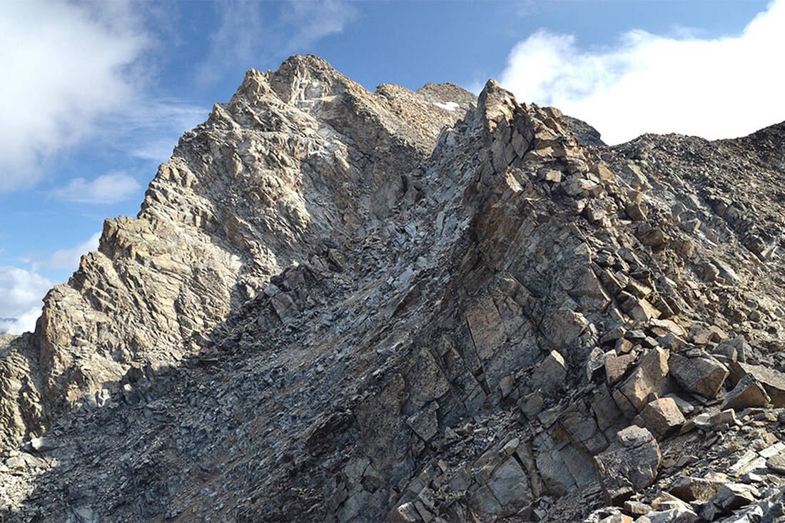 West ridge of the Hohe Geige (3,393m)