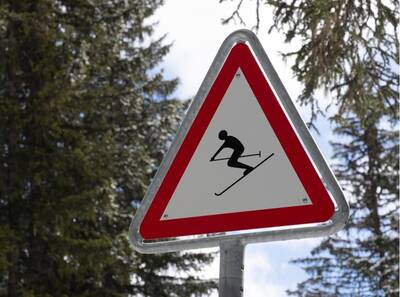 Skier sign